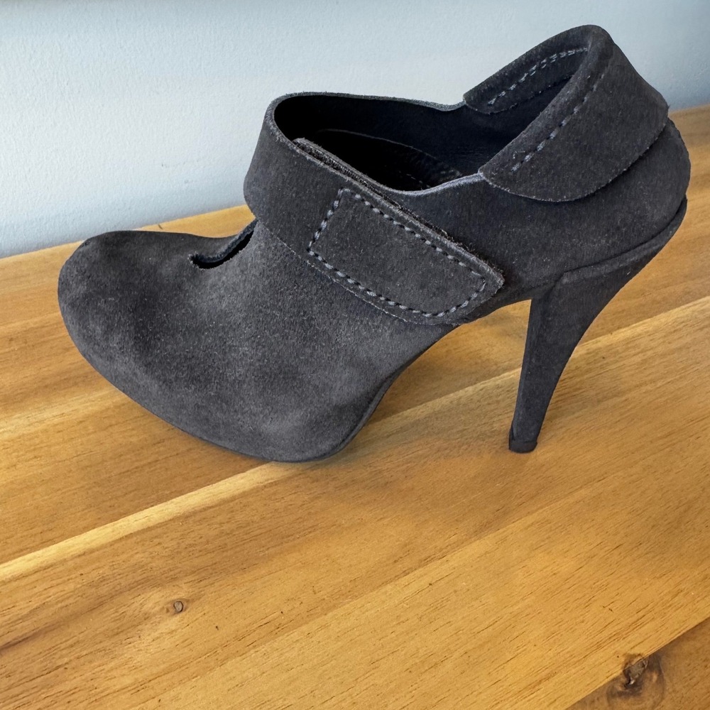 Pedro Garcia Women 6.5 EU 36.5 Gray Suede Platform Booties Mary Jane Strap Heels